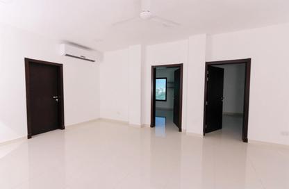 Office Space - Studio - 2 Bathrooms for rent in Tubli - Central Governorate