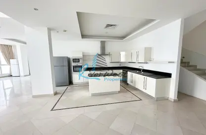 Duplex - 3 Bedrooms - 4 Bathrooms for sale in Al Juffair - Capital Governorate
