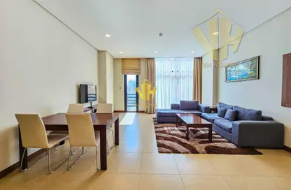 Apartment - 2 Bedrooms - 3 Bathrooms for rent in Al Juffair - Capital Governorate