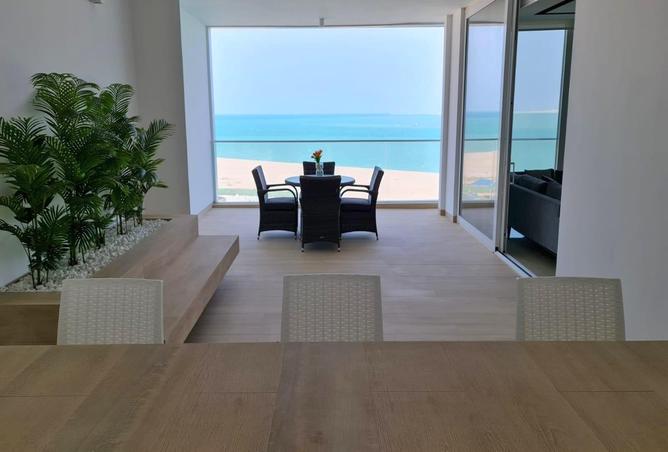 956518 - Property Image 2