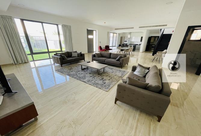 989477 - Property Main Image