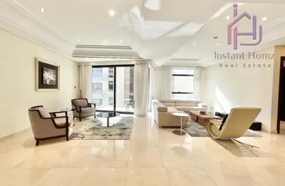 Apartment - 3 Bedrooms - 4 Bathrooms for rent in Reef Island - Capital Governorate