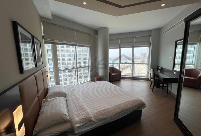 916098 - Property Image 3