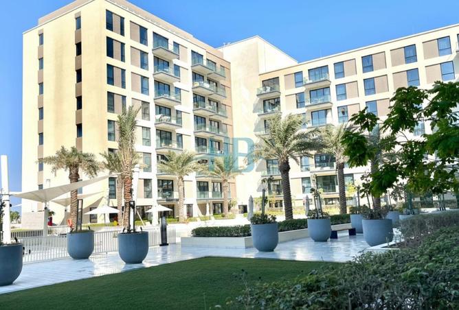 975231 - Property Image 2