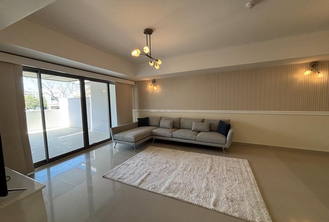 957691 - Property Main Image