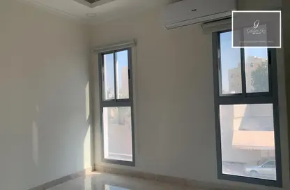 Villa - 4 Bedrooms - 5 Bathrooms for rent in Zallaq - Southern Governorate