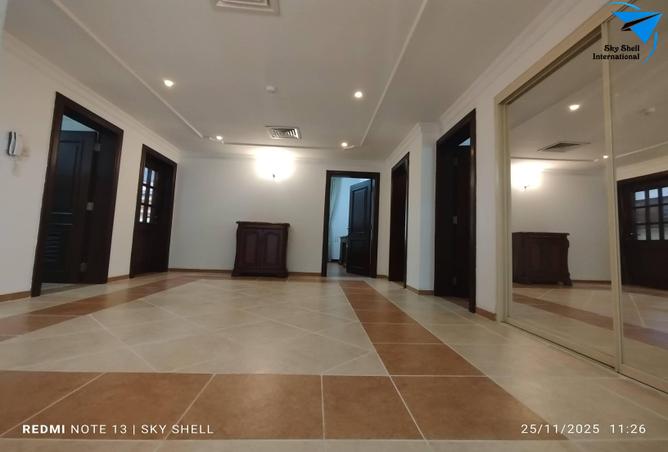 975348 - Property Image 3