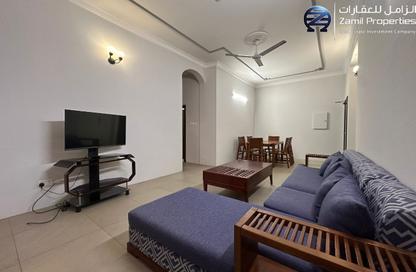 Apartment - 2 Bedrooms - 2 Bathrooms for rent in Mahooz - Manama - Capital Governorate