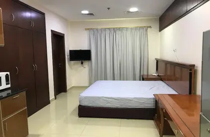 Apartment - Studio - 1 Bathroom for rent in Al Burhama - Manama - Capital Governorate