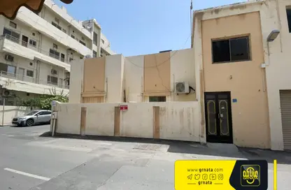 Villa - 4 Bedrooms - 4 Bathrooms for sale in Zinj - Manama - Capital Governorate