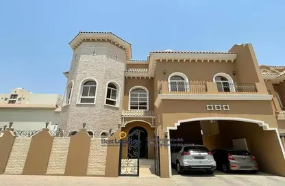 Villa - 4 Bedrooms - 5 Bathrooms for sale in Janabiya - Northern Governorate