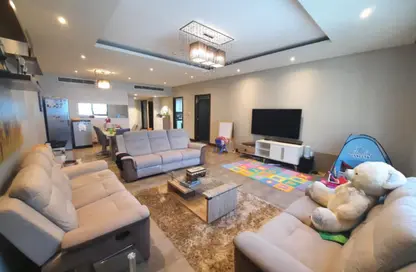 Apartment - 3 Bedrooms - 4 Bathrooms for sale in Amwaj Avenue - Amwaj Islands - Muharraq Governorate