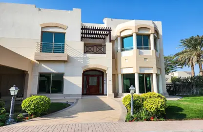 Villa - 4 Bedrooms - 5 Bathrooms for rent in Saar - Northern Governorate