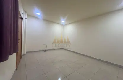 Apartment - Studio - 1 Bathroom for rent in Segaya - Manama - Capital Governorate