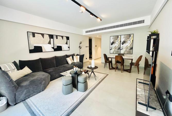 978935 - Property Image 2