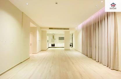 Apartment - 2 Bedrooms - 2 Bathrooms for rent in Mahooz - Manama - Capital Governorate