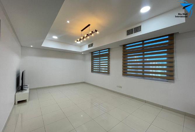 967438 - Property Main Image