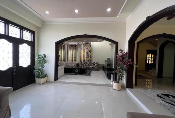 963654 - Property Main Image