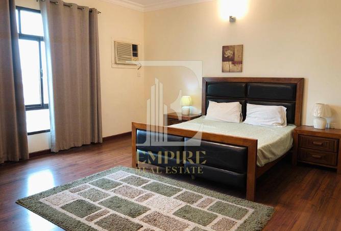 981604 - Property Image 2