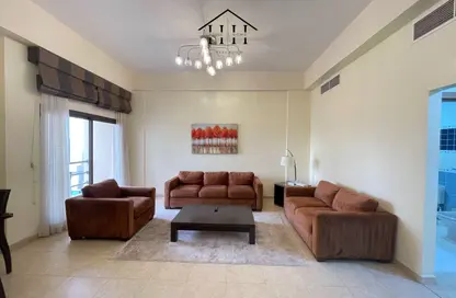 Apartment - 2 Bedrooms - 2 Bathrooms for rent in Sanabis - Manama - Capital Governorate