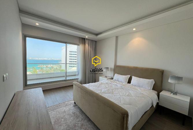 952205 - Property Image 2