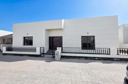 Villa - 3 Bedrooms - 3 Bathrooms for rent in Janabiya - Northern Governorate