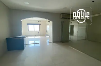 Office Space - Studio - 2 Bathrooms for rent in Busaiteen - Muharraq Governorate