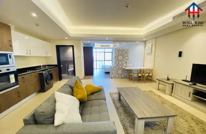 Apartment - Studio - 2 Bathrooms for rent in Busaiteen - Muharraq Governorate