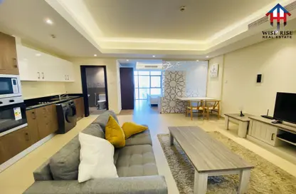Apartment - Studio - 2 Bathrooms for rent in Busaiteen - Muharraq Governorate
