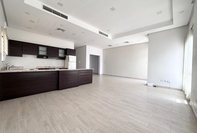 957490 - Property Image 3