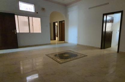 Apartment - 2 Bedrooms - 2 Bathrooms for rent in Arad - Muharraq Governorate