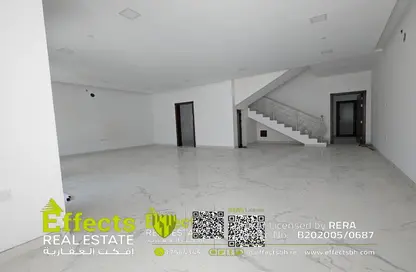 Villa - 5 Bedrooms - 6 Bathrooms for sale in Busaiteen - Muharraq Governorate