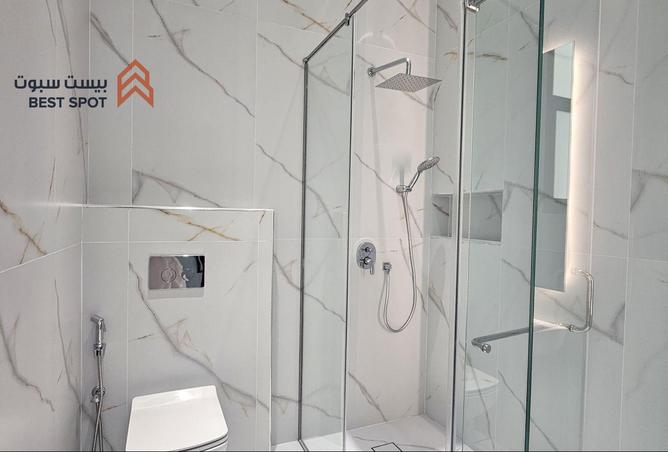 988095 - Property Image 2