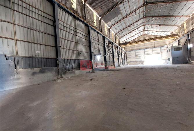 Warehouse - Studio - 1 Bathroom for rent in Askar - Southern Governorate
