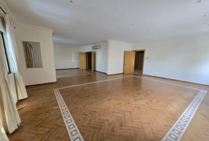 853910 - Property Image 3