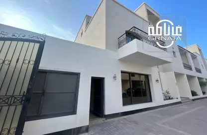 Outdoor House image for: Villa - 4 Bedrooms - 3 Bathrooms for rent in Jannusan - Northern Governorate, Image 1