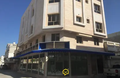 عمارة بالكامل - 8 غرف نوم - 7 حمامات للبيع في قلالي - المحرق