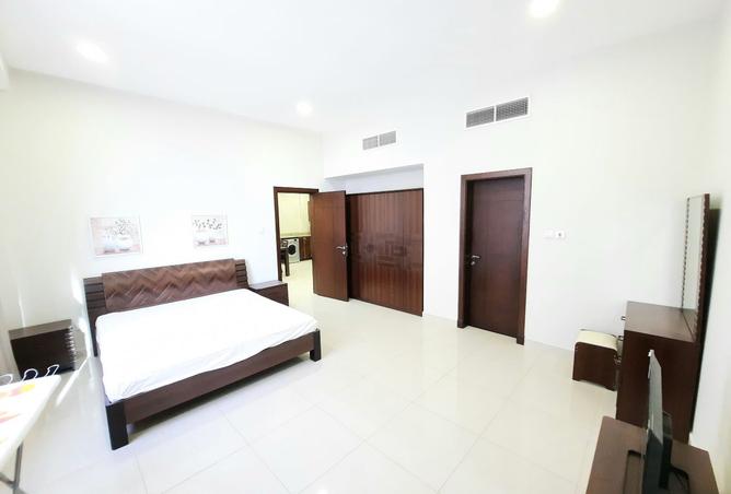 963780 - Property Image 3