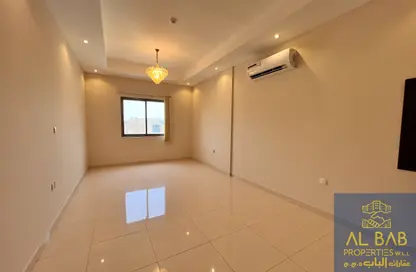 Apartment - 2 Bedrooms - 2 Bathrooms for rent in Hidd - Muharraq Governorate