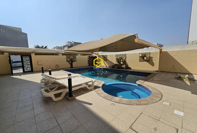 961235 - Property Image 2