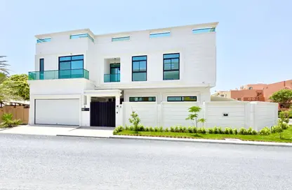 فيلا - 5 غرف نوم - 7 حمامات للبيع في سار - المحافظة الشمالية