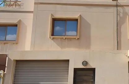 Villa - 4 Bedrooms - 3 Bathrooms for sale in Sanad - Central Governorate