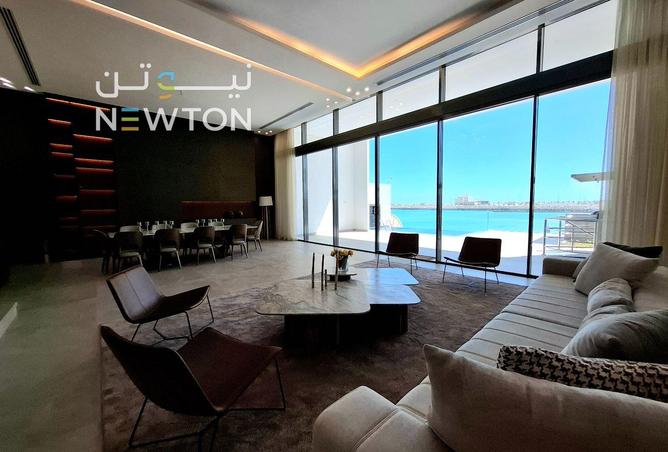 981785 - Property Image 2