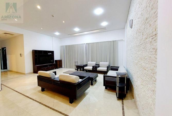 984813 - Property Image 3