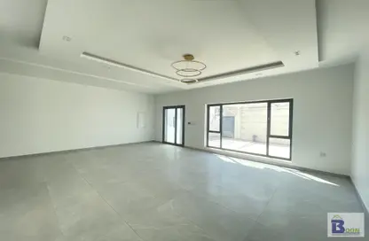 فيلا - 4 غرف نوم - 5 حمامات للبيع في مقابة - المحافظة الشمالية