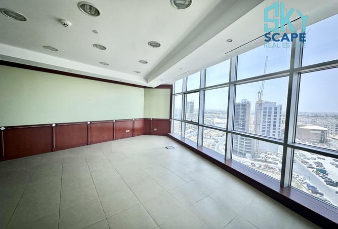 980305 - Property Image 2