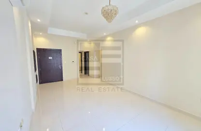 Apartment - 2 Bedrooms - 2 Bathrooms for rent in Hidd - Muharraq Governorate