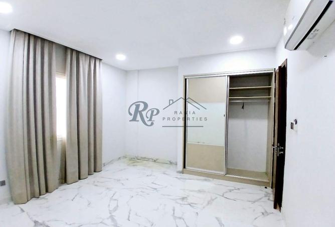 992615 - Property Image 2