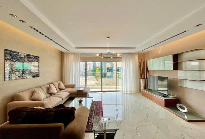 972475 - Property Main Image