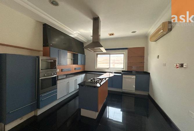 970511 - Property Image 2